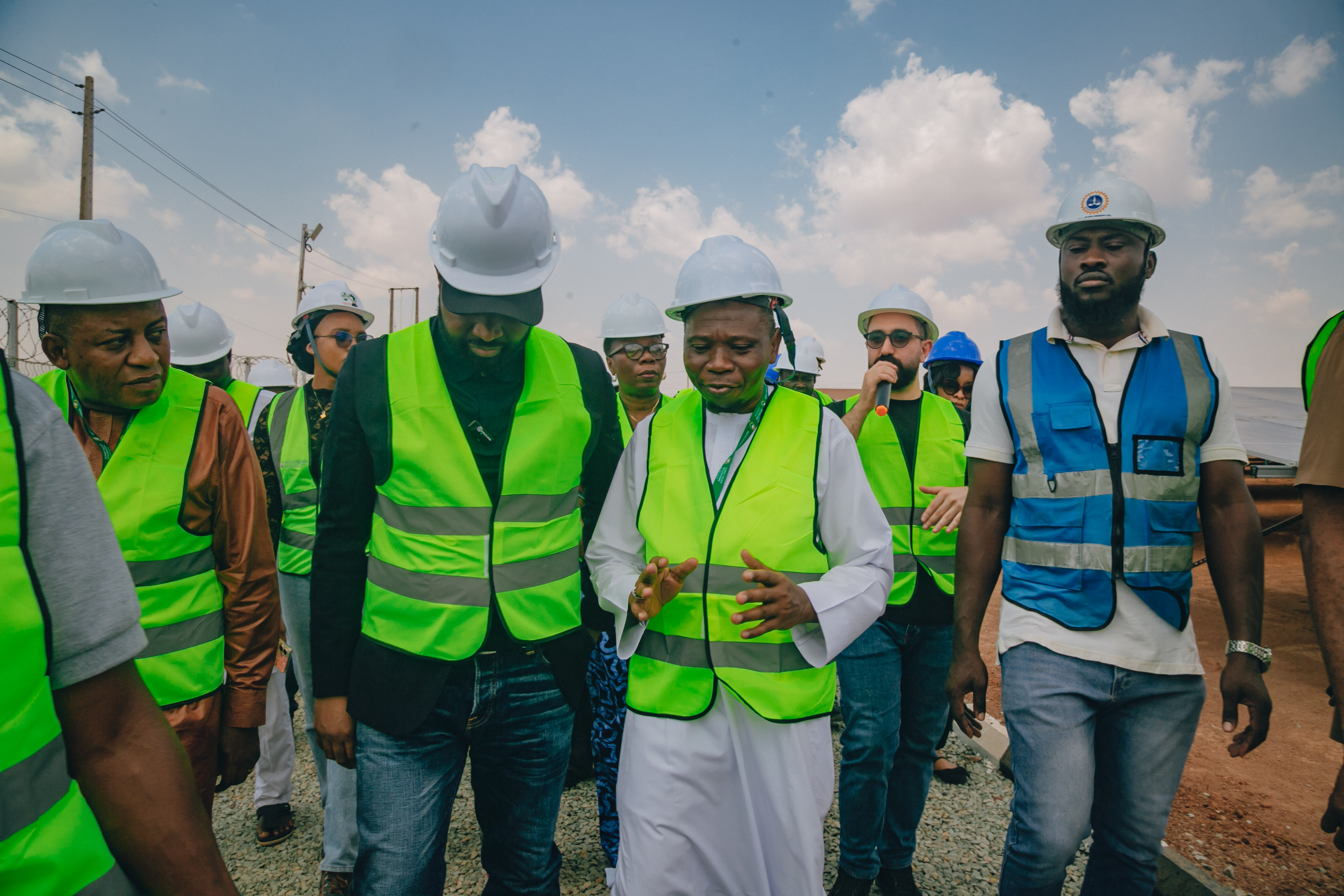 The Head, Nigeria Electrification Programme, Mr. Olufemi Akinyelure and Vice chancellor University of Lafia Prof. Shehu Abdulrahman sharing an insight about the operation during an inspection to 1.6MW solar hybrid plant deployed to the university, under EEP phase III.