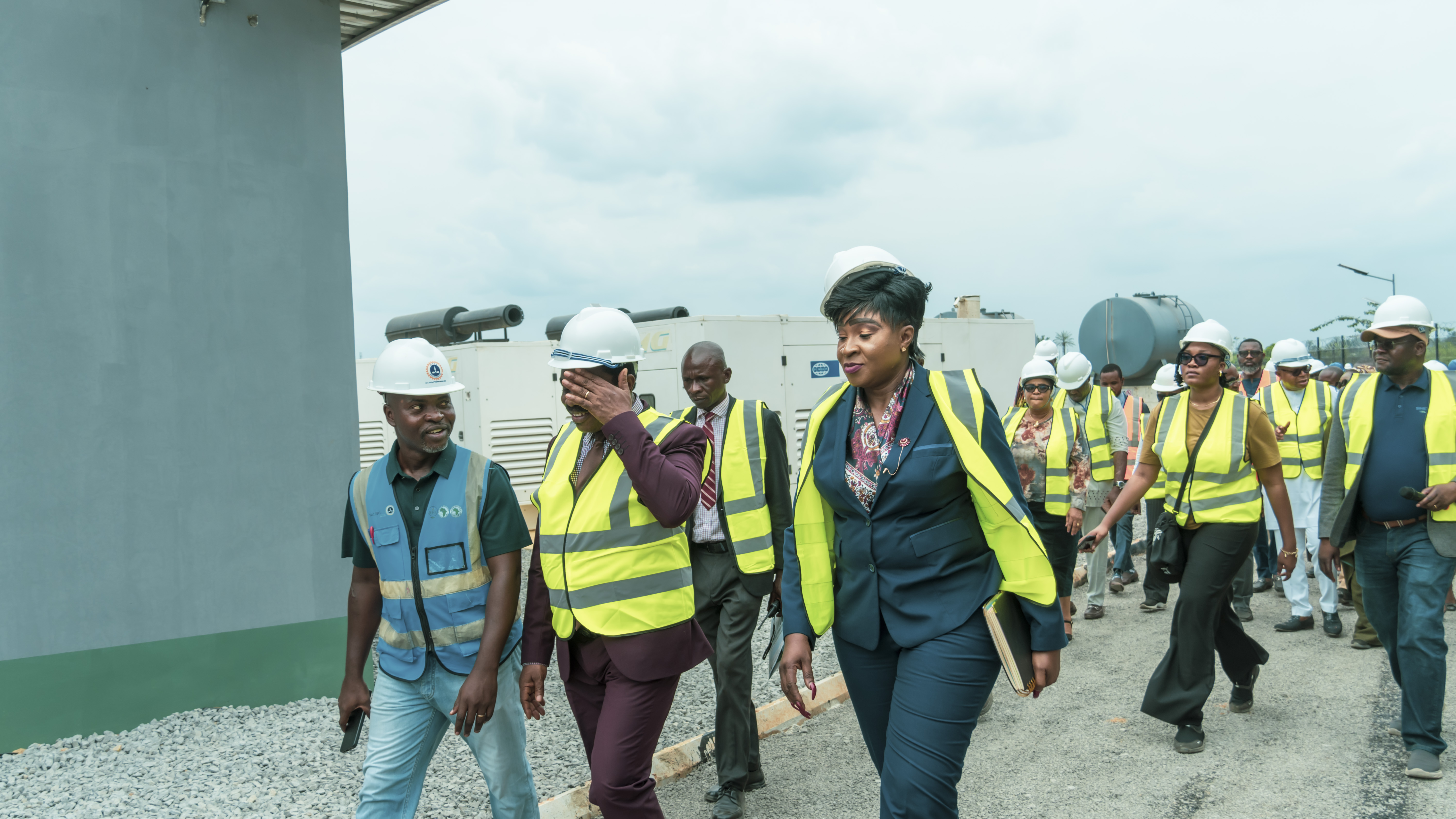 The Assistant Director, Ministry of Finance, Dr. Oyebola Akande along other team members from REA and AfDB inspecting the facility of 10.7 MW solar hybrid plant deployed to University of Portharcourt and its Teaching Hospital, Under EEP phase III.
